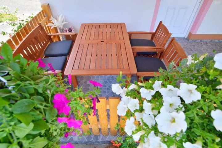 Guesthouse Ella Slunj Bagian luar foto